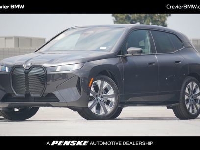 New 2026 BMW iX xDrive60 w/ Premium Package