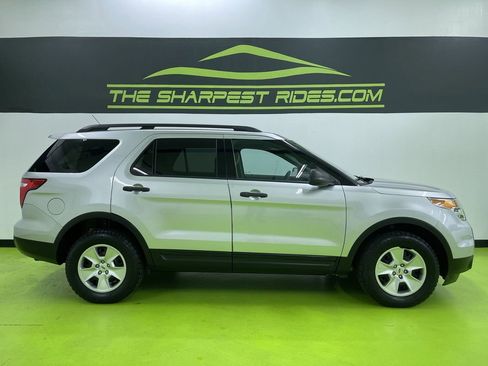 Used 2013 Ford Explorer 4WD w/ Class III Trailer Tow Pkg image 11