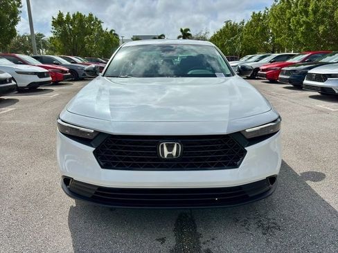 New 2025 Honda Accord SE image 2
