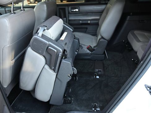 Used 2016 Ford Flex Limited w/ Equipment Group 301A FWD image 28