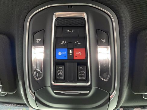 New 2026 Jeep Grand Cherokee Altitude AWD/4WD image 28