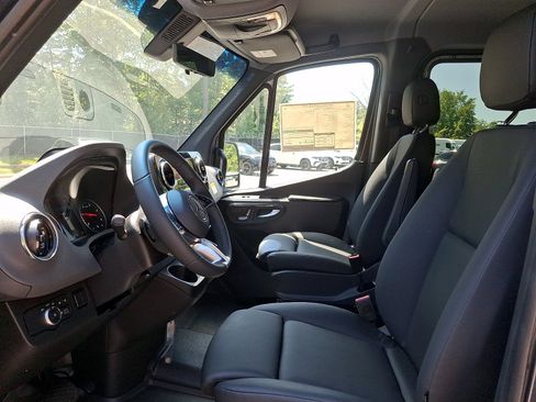 New 2026 Mercedes-Benz Sprinter 2500 image 9