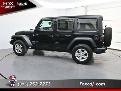 Used 2020 Jeep Wrangler Unlimited Sport S AWD/4WD image 17