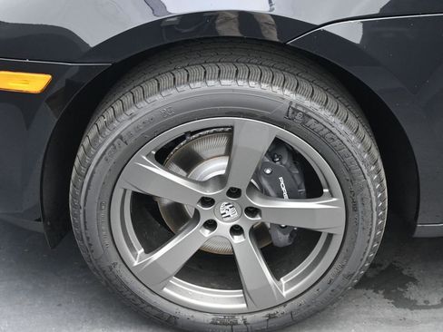 New 2026 Porsche Macan image 11