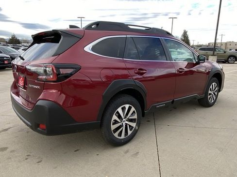 New 2025 Subaru Outback Premium image 5