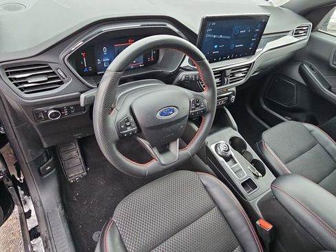 Used 2023 Ford Escape ST-Line w/ Tech Pack #1 image 11