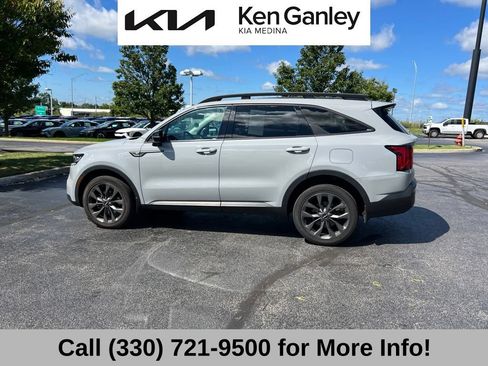 Certified 2023 Kia Sorento SX Prestige AWD/4WD image 9