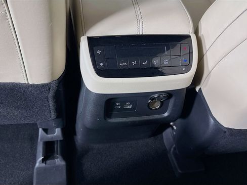Certified 2023 INFINITI QX60 Luxe w/ Performance Audio Package FWD image 32