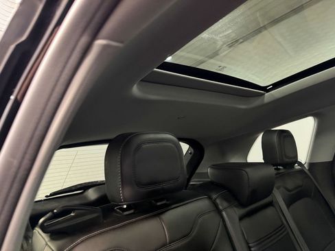 Used 2022 Lincoln Corsair Reserve w/ Elements Package image 14