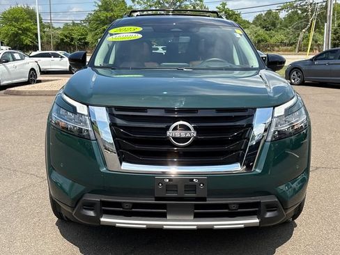 Certified 2023 Nissan Pathfinder Platinum AWD/4WD image 6