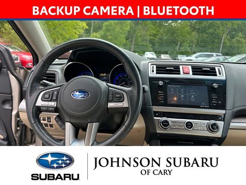 Used 2017 Subaru Outback 2.5i Limited AWD/4WD image 8