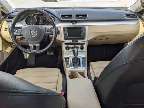 Used 2016 Volkswagen CC Sport image 12