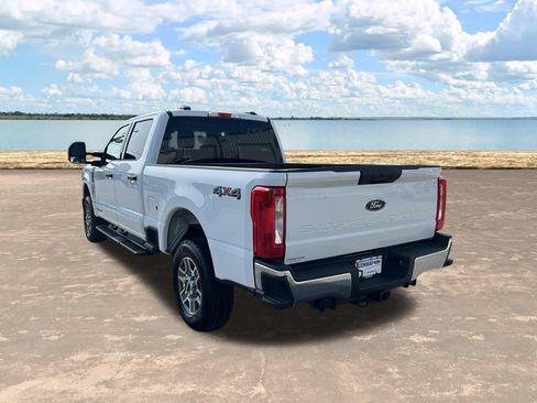 Used 2025 Ford F250 XLT AWD/4WD image 5
