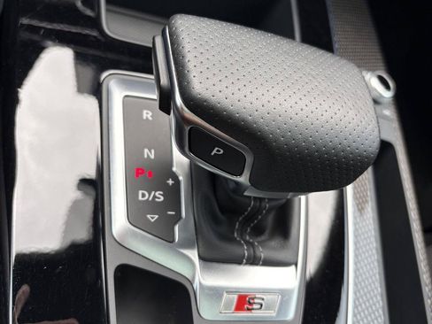 Certified 2023 Audi SQ5 Premium Plus w/ Premium Plus Package AWD/4WD image 17