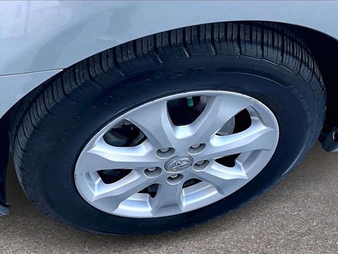 Used 2007 Toyota Camry LE image 30