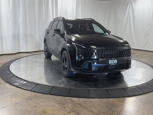 New 2026 Kia Sportage X-Line w/ X-Line Premium Package image 3