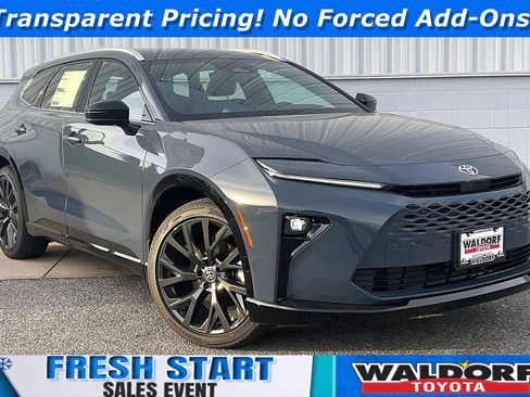 New 2025 Toyota Crown Signia image 1