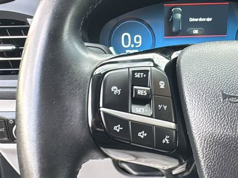 Certified 2023 Ford Escape Active w/ Tech Pack #2 AWD/4WD image 17