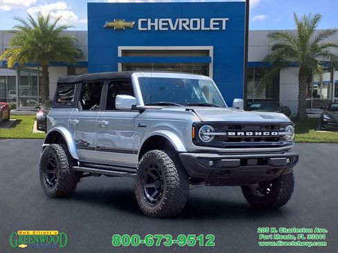 Used 2023 Ford Bronco Outer Banks AWD/4WD image 1