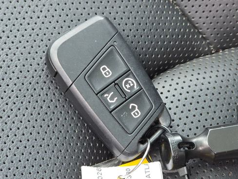 Used 2019 Volkswagen Atlas SEL Premium AWD/4WD image 38