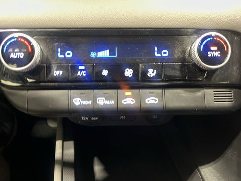 Used 2022 Hyundai Elantra SEL w/ Cargo Package FWD image 18