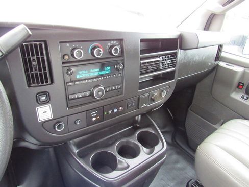 Used 2021 GMC Savana 3500 Extended w/ Power Convenience Package image 28