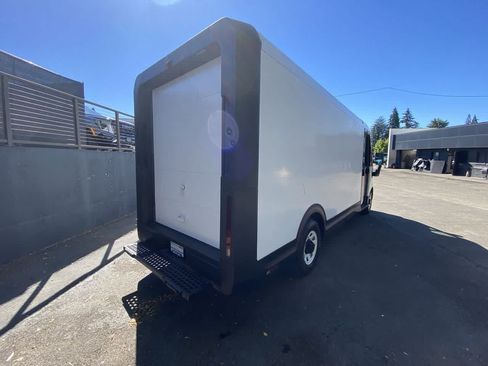 Used 2024 Chevrolet Brightdrop 600 w/ Commercial Equipment Package AWD/4WD image 6