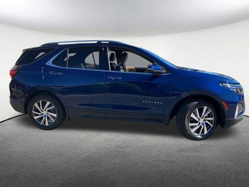 Used 2022 Chevrolet Equinox Premier image 17