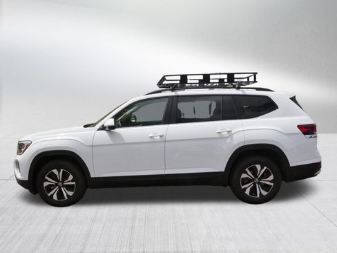 Certified 2025 Volkswagen Atlas SE AWD/4WD image 4