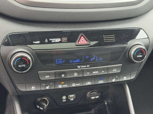 Used 2016 Hyundai Tucson Limited w/ Option Group 03 AWD/4WD image 32