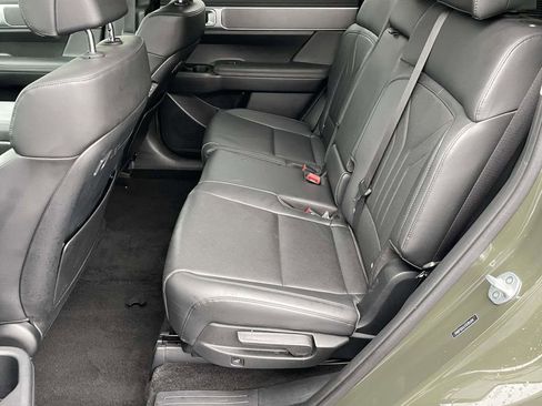 Used 2025 Hyundai Santa Fe XRT image 11