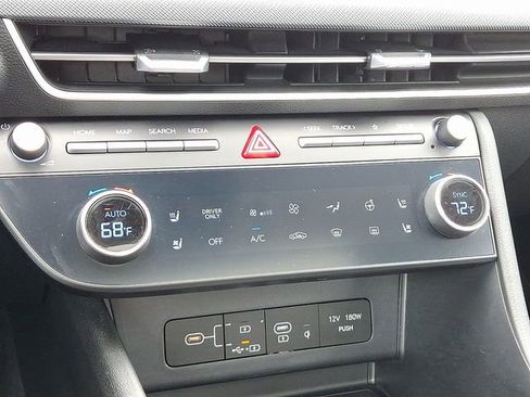 Certified 2025 Hyundai Sonata Limited FWD image 16
