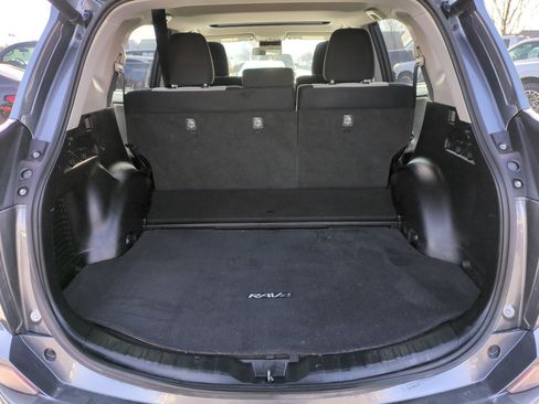 Used 2017 Toyota RAV4 XLE image 32