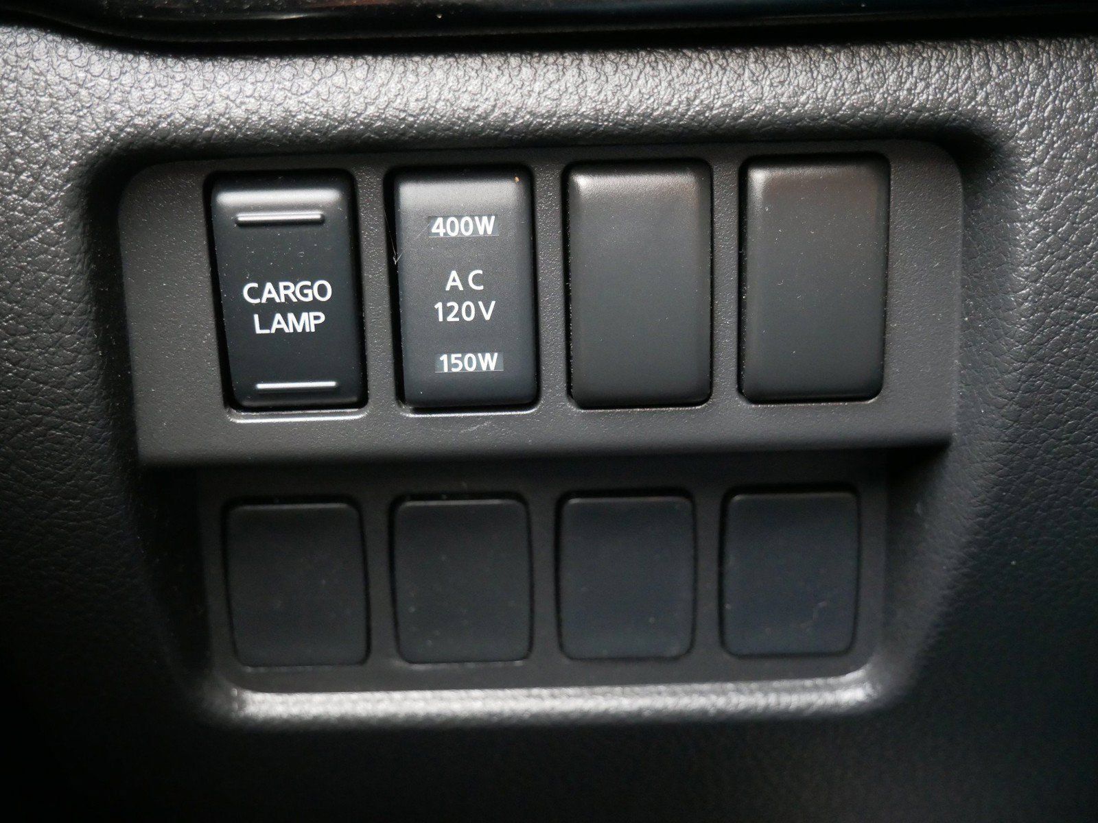 Certified 2024 Nissan Titan SV w/ SV Convenience Package AWD/4WD image 46
