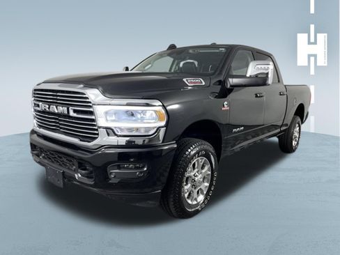Used 2024 RAM 2500 Laramie w/ Safety Group AWD/4WD image 4