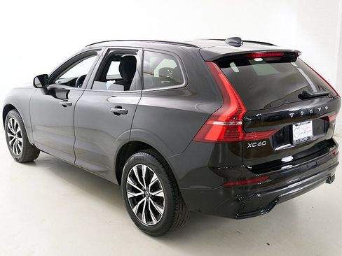 Certified 2025 Volvo XC60 B5 Plus w/ Climate Package AWD/4WD image 7