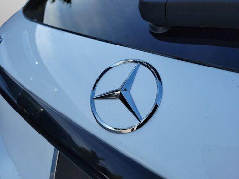 Used 2026 Mercedes-Benz GLC 300 image 28