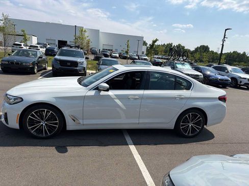 Used 2021 BMW 540i xDrive w/ Premium Package AWD/4WD image 3