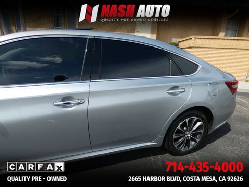 Used 2018 Toyota Avalon XLE Premium w/ Preferred Accessory Package FWD image 8