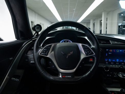 Used 2016 Chevrolet Corvette Z06 w/ 3LZ Preferred Equipment Group image 11