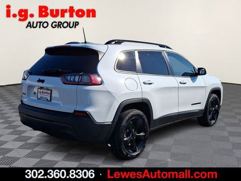 Used 2021 Jeep Cherokee Latitude Plus image 6