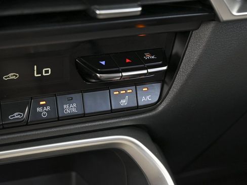 Certified 2025 MAZDA CX-90 3.3 Turbo w/ Preferred Package image 38