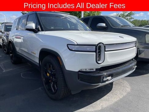 Used 2023 Rivian R1S Adventure AWD/4WD image 5