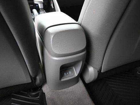 Used 2024 Hyundai Elantra SEL image 19