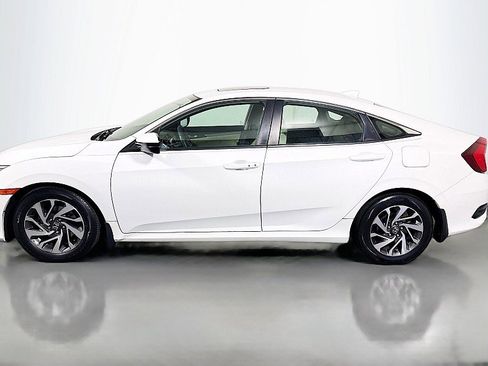 Used 2017 Honda Civic EX image 4