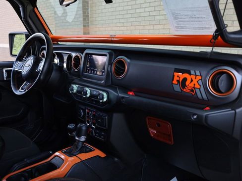 Used 2021 Jeep Gladiator Mojave w/ Auxiliary Switch Group image 37