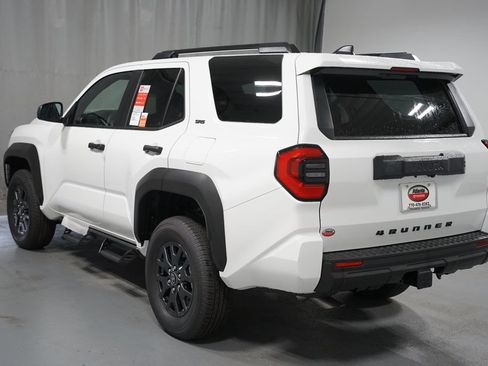 New 2026 Toyota 4Runner SR5 AWD/4WD image 6