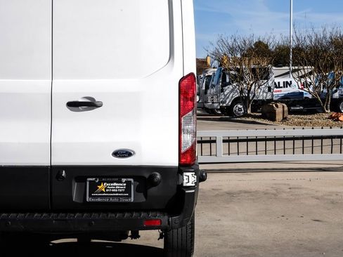 Used 2015 Ford Transit 250 148 Medium Roof image 40