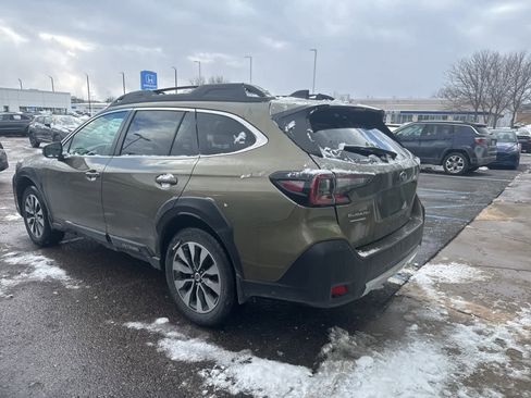 Used 2023 Subaru Outback Limited image 8