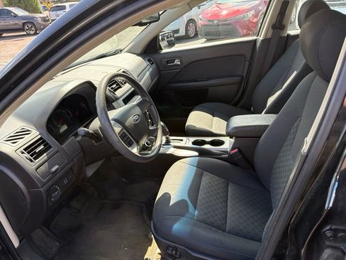 Used 2011 Ford Fusion SE w/ 202A Rapid Spec Order Code FWD image 11
